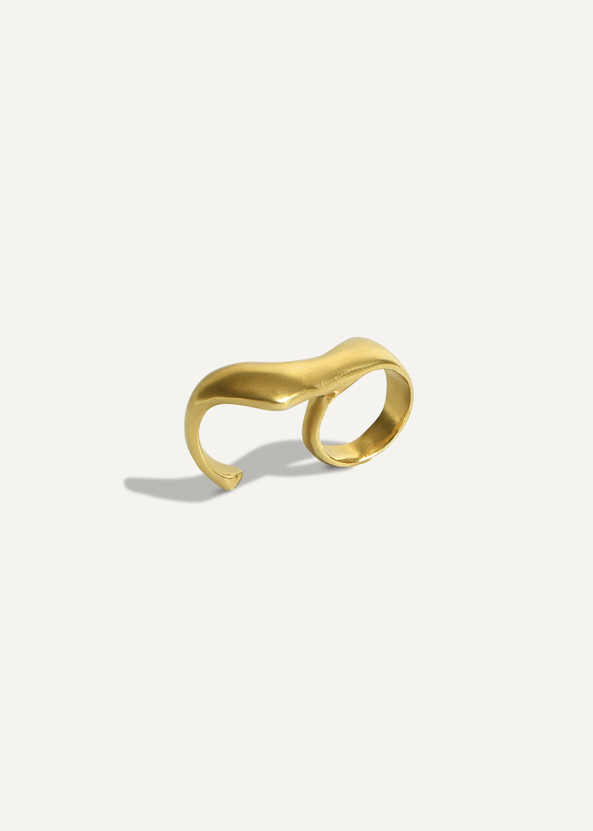 Lyra Ring in Gold